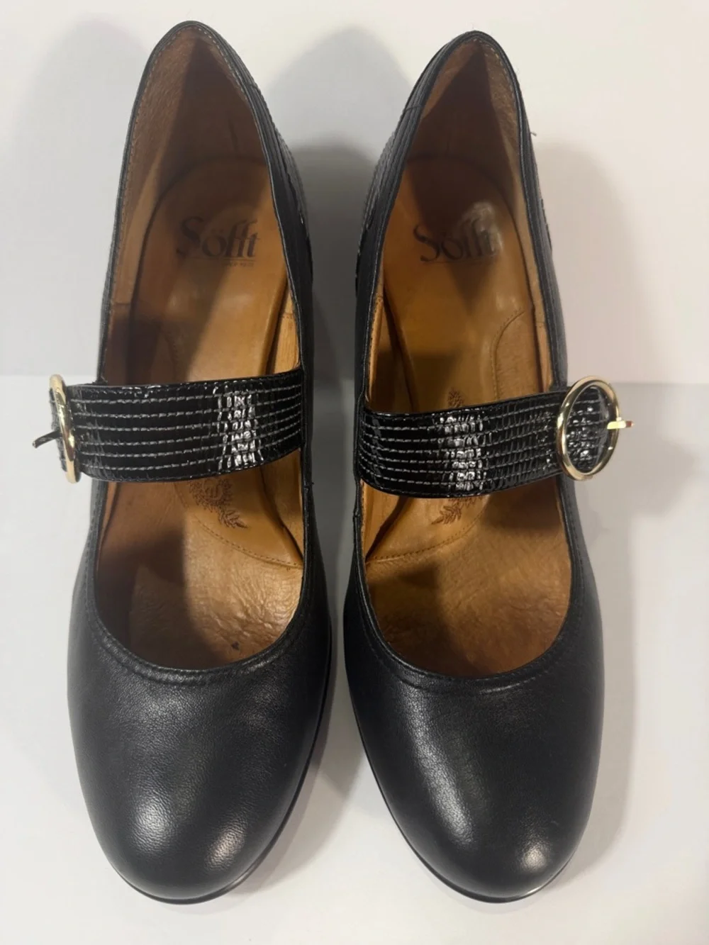 Söfft Black Leather Mary Jane Pumps with Textured Strap and Gold Buckle